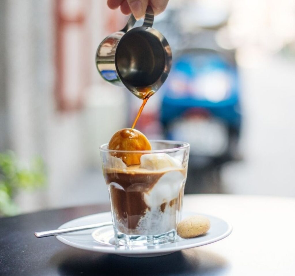 Resep Affogato Coffee Khas Italia, Nikmat dan Otentik 2 resep Affogato khas Italia dan cara membuatnya